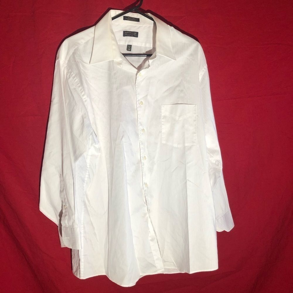 Men’s White Arrow Satin Will Wrinkle Free Shirt